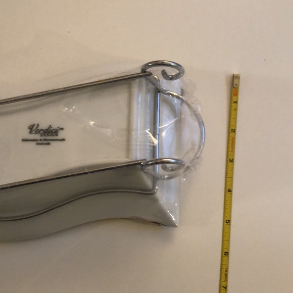 Serving Dish with cover on a stand - Picture 6 of 10